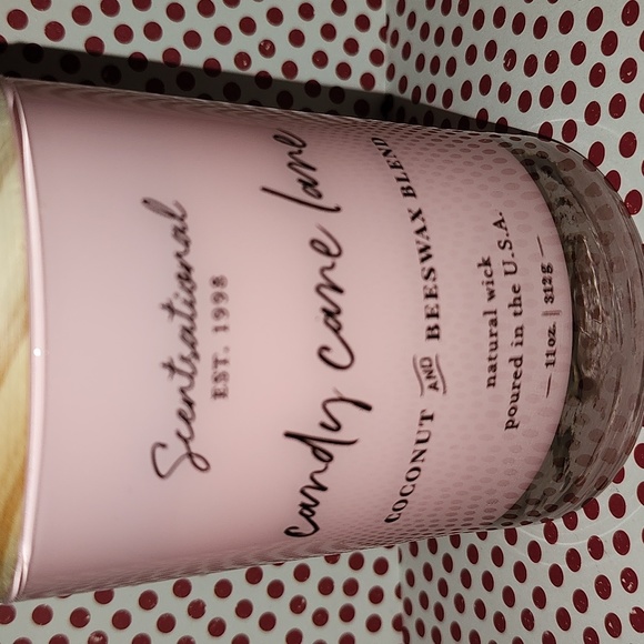Brand New Scentsational Candy Cane Lane  candle - Picture 2 of 8